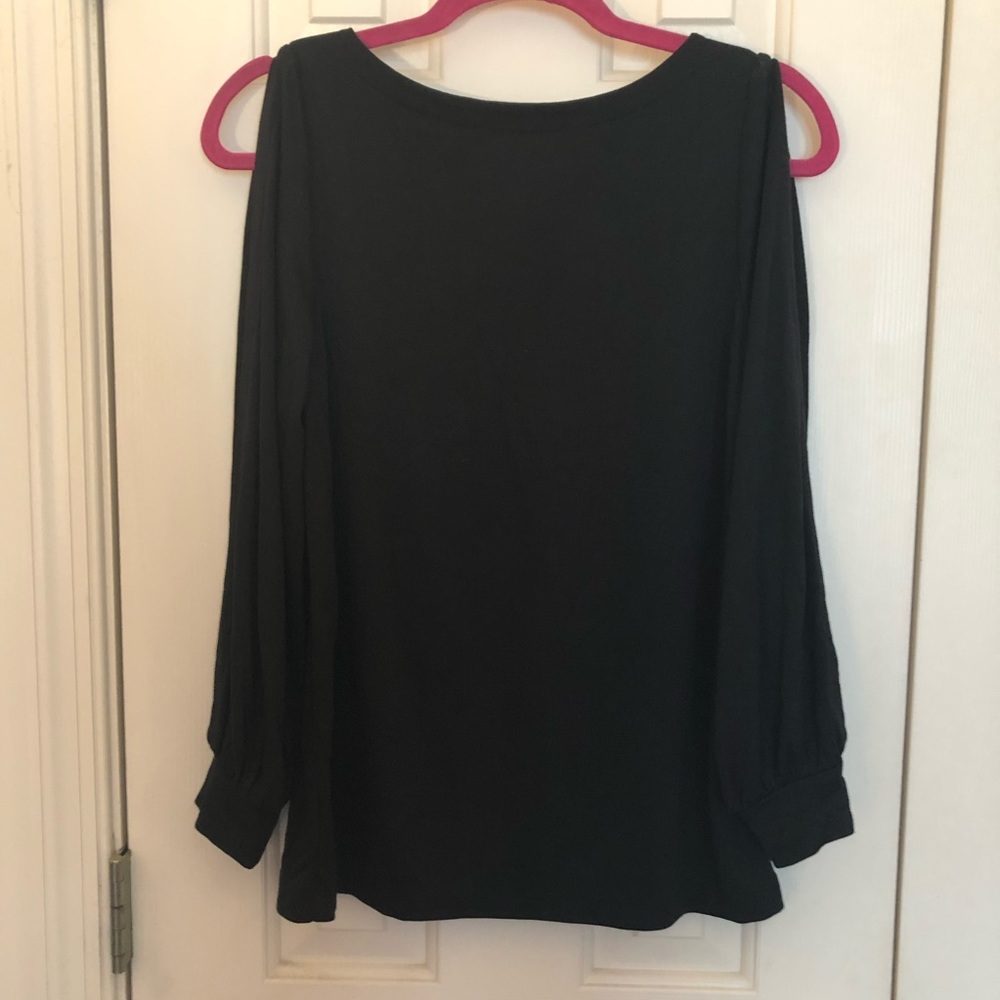 LOFT cut-out sleeve black top - S